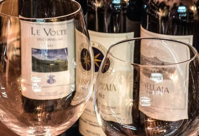 Отель Palazzo Pacini