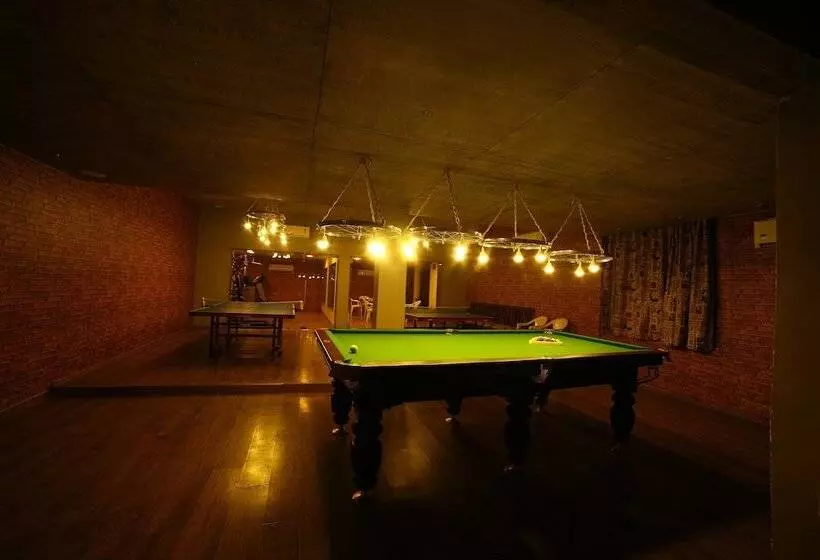 בית מלון כפרי Palm Greens Club