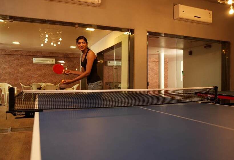 Hotel Palm Greens Club