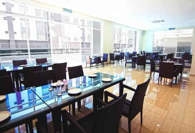 Hotel Putatan Platinum