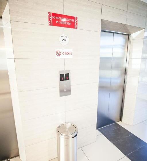 בית מלון כפרי Putatan Platinum