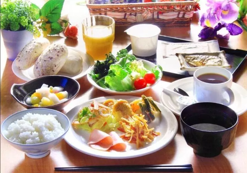 호텔 Route Inn Minami Yokkaichi