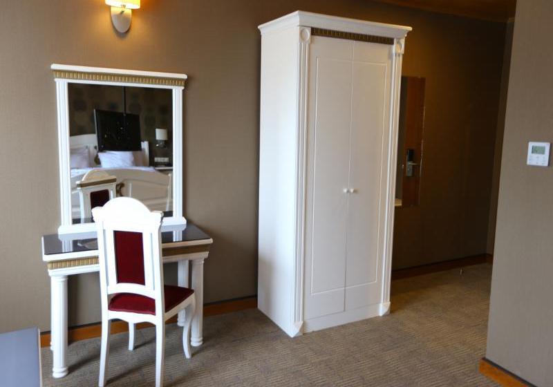 Sputnik Hotel Batumi