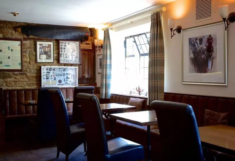 ホテル The Lamb Inn