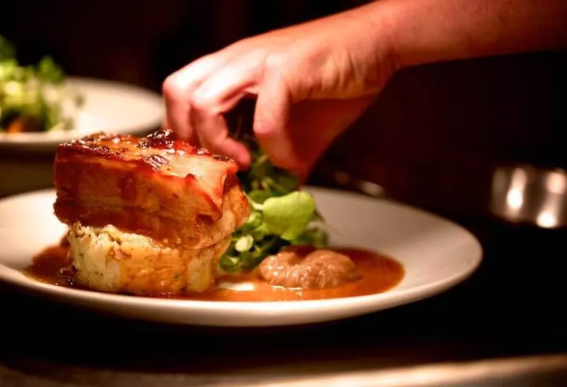 ホテル The Lamb Inn