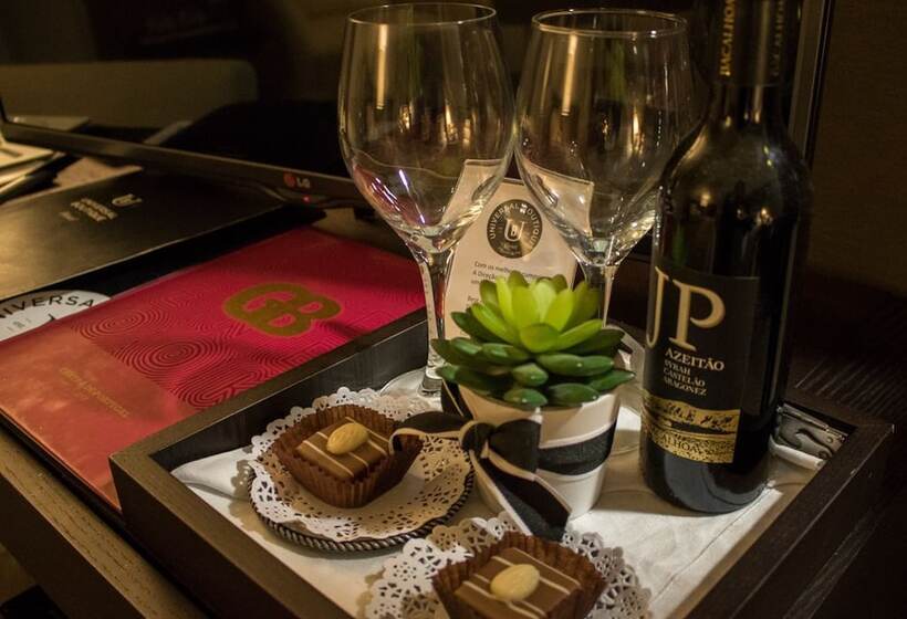 酒店 Universal Boutique