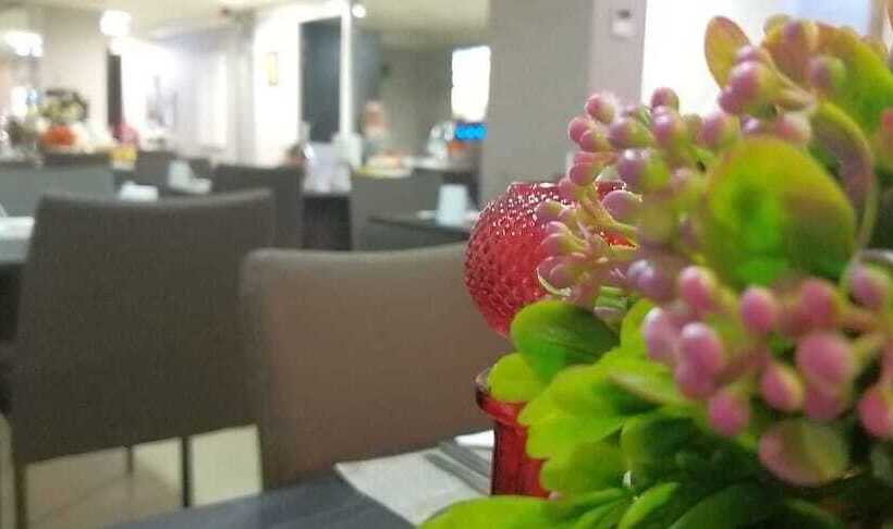 酒店 Universal Boutique