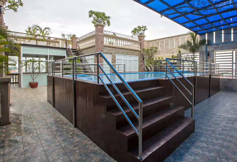 Star King Hotel & Apartment