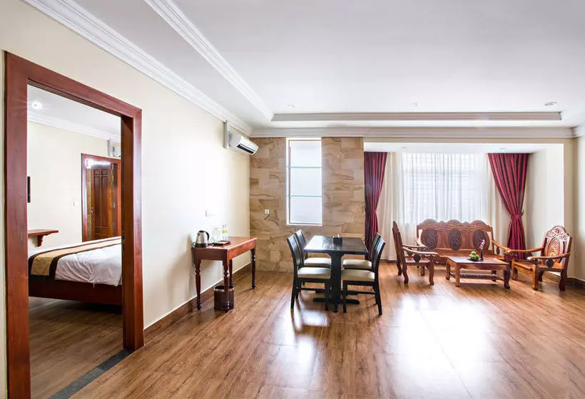 Star King Hotel & Apartment