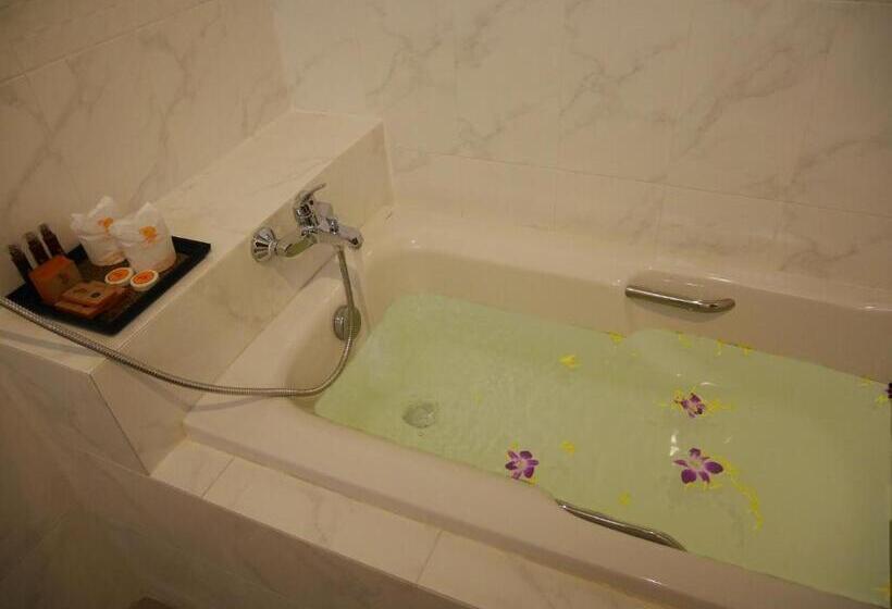 The Sunset Beach Resort Koh Kho Khao