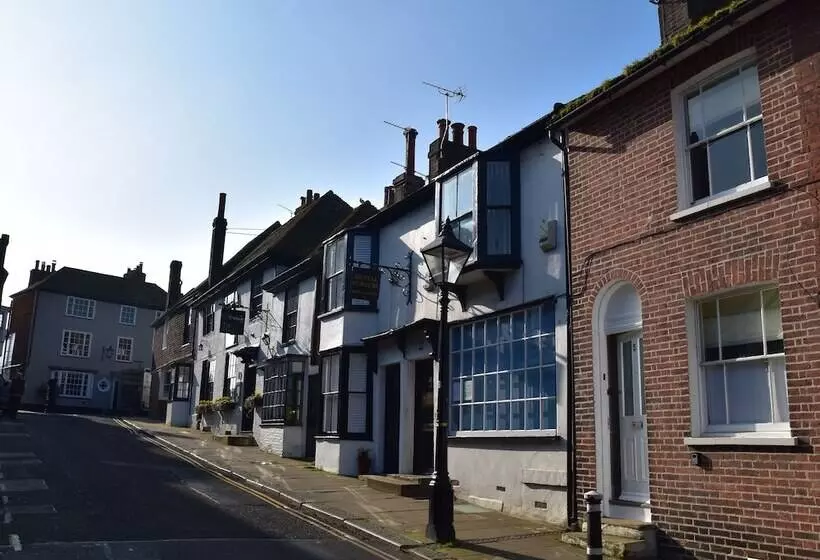 5 East Street