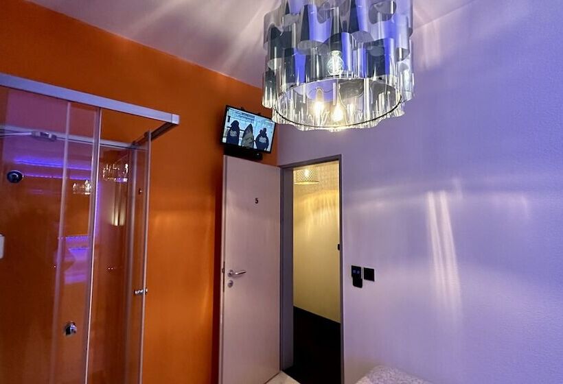 Общежитие Smart&beautiful Guesthouse