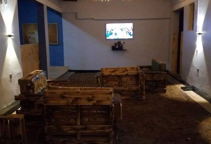 تختخواب و صبحانه Motel Santaviva