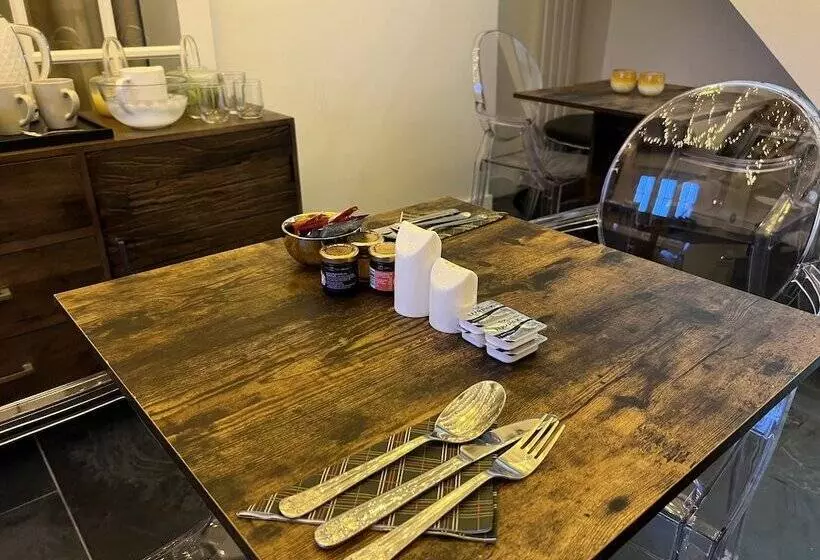 ベッドアンドブレックファースト Tumbleweed Cottage