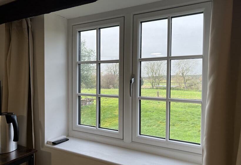 مبيت وإفطار Tumbleweed Cottage