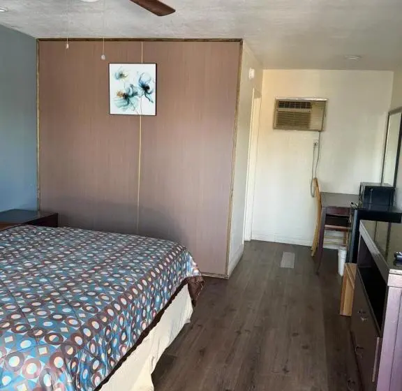 Cinderella Motel