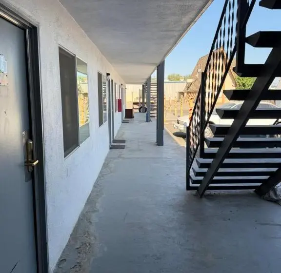 Cinderella Motel