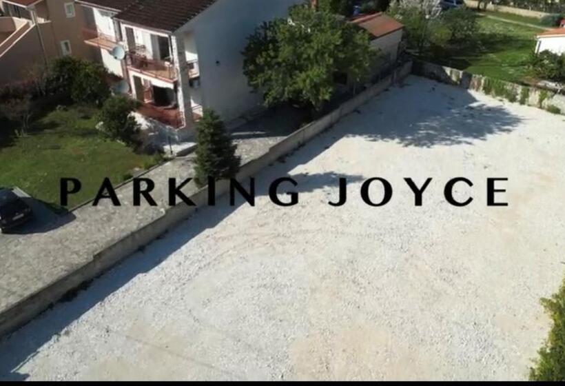 בית מלון כפרי Boutique Suites Joyce Medulin