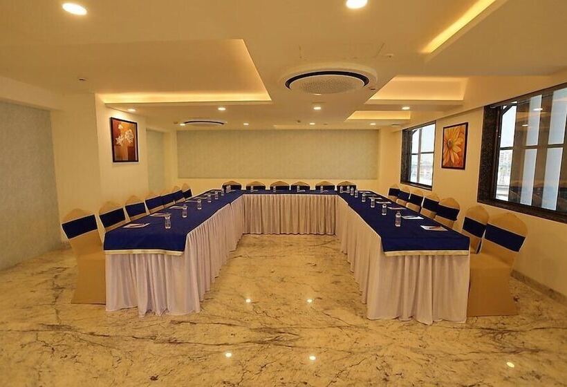 Hotel Click Collection Jaipur