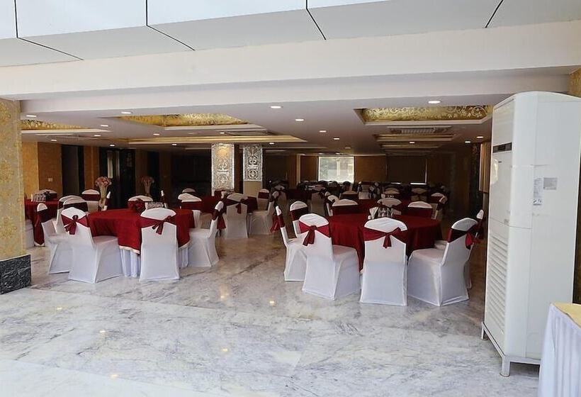 Hotel Click Collection Jaipur