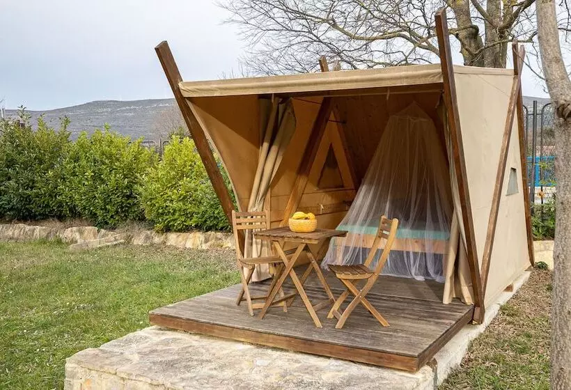 ホテル French Nateko Glamping Tent