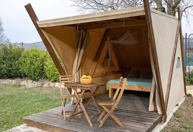ホテル French Nateko Glamping Tent