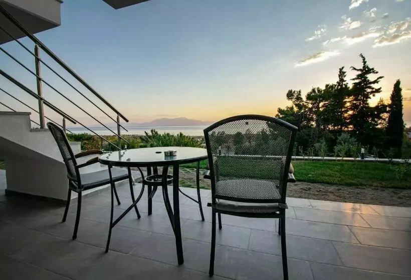 Hotelli Heraclea Suites