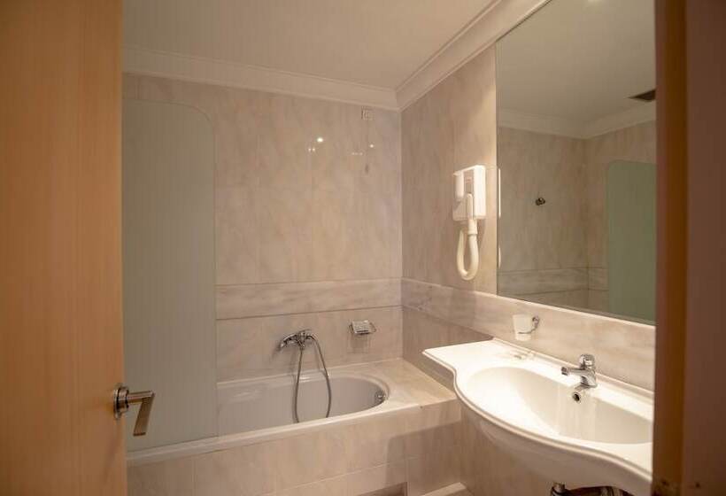 Hotel Kypreos Kamena Vourla