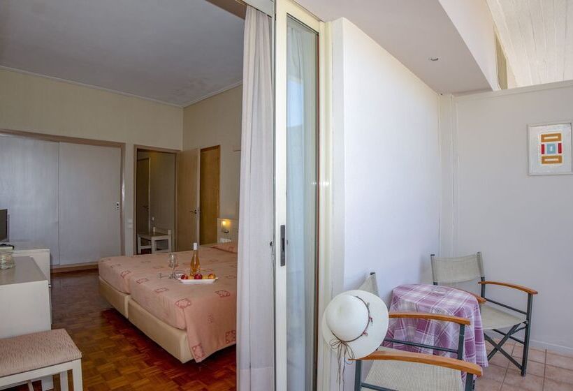 Hotel Kypreos Kamena Vourla