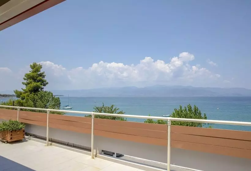 ホテル Kypreos Kamena Vourla