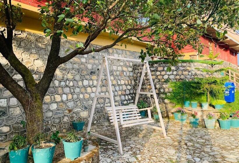 호텔 Saiva Hill Resort