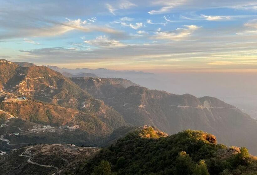 호텔 Saiva Hill Resort