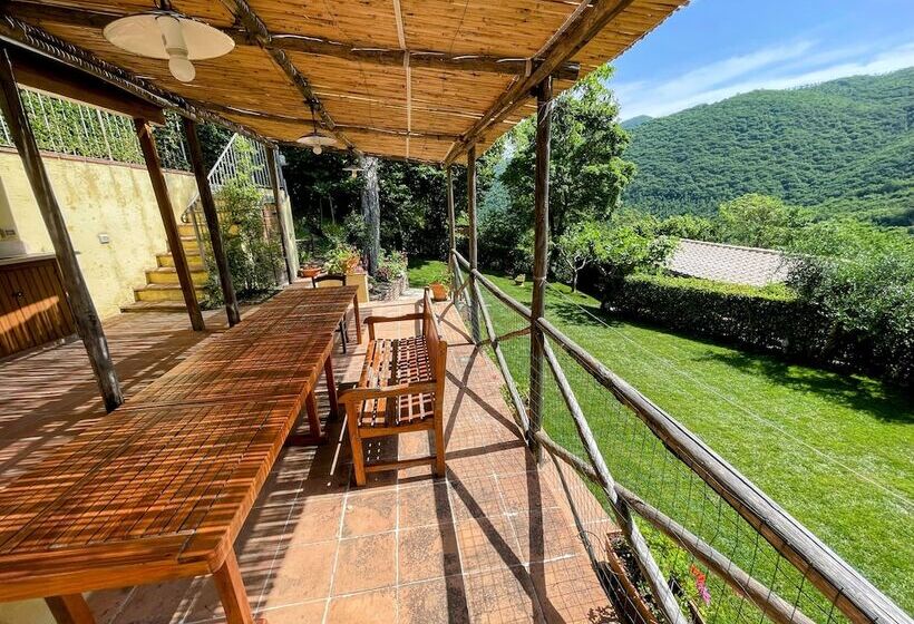 هتل Spoleto Splash : Toretta/wifi/aircon/dishwasher Large Terrace, Patio, Gardens