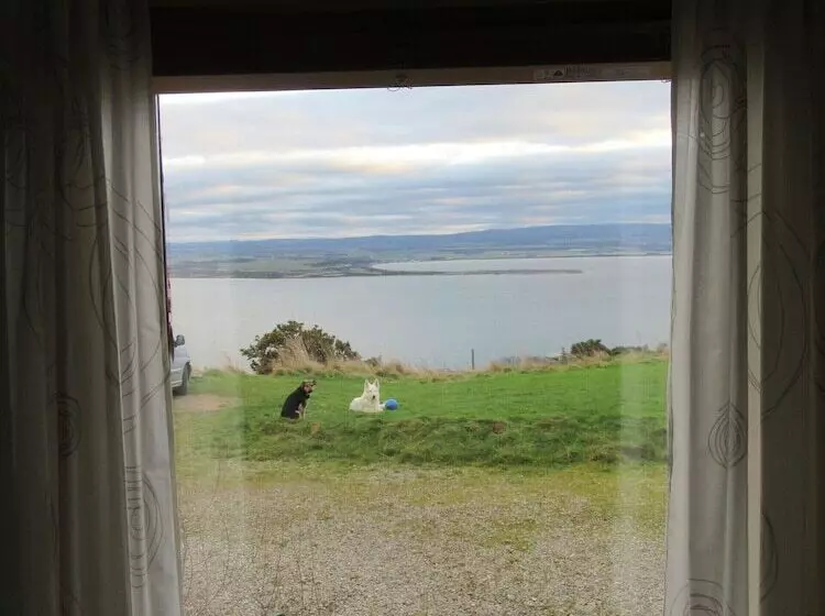 Kestrel, Longhouse Cottages