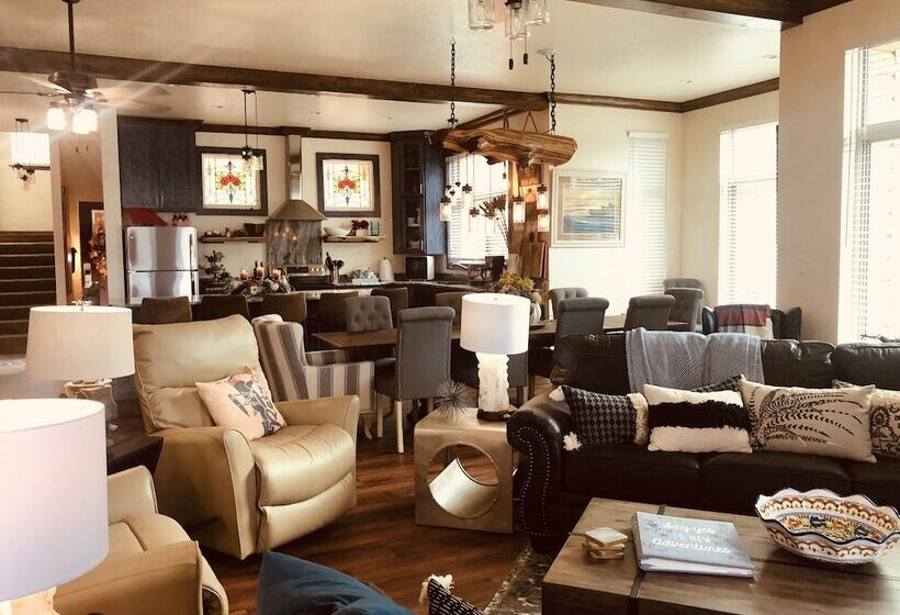 Magnificent Four Bedroom, Two 1/2 Bath Luxury, Log Sided Harbor North Cottage With Incredible Views