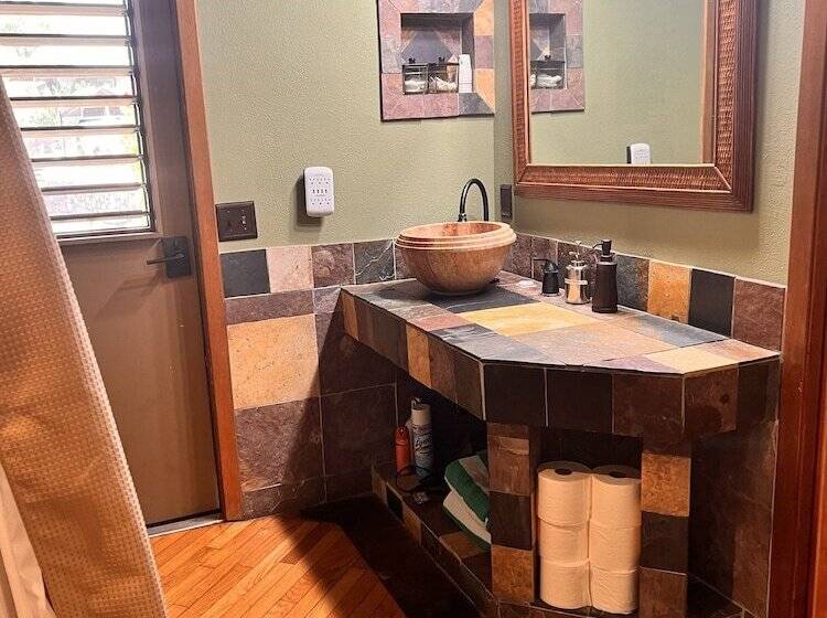 Maui What A Wonderful B&b Pineapple Ste