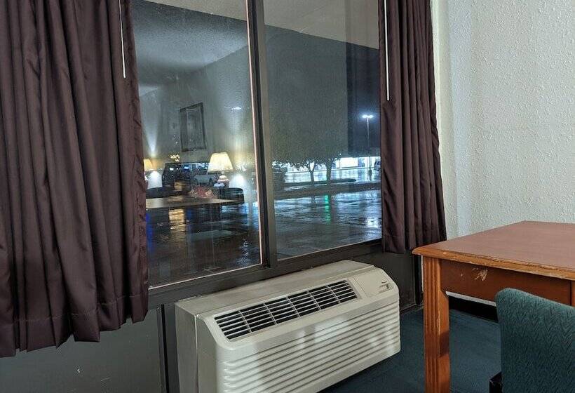 Мотель Luxury Inn