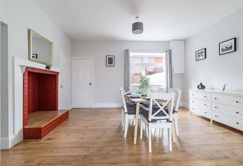 レジデンス East House   Inviting 3 Bed Stakeford