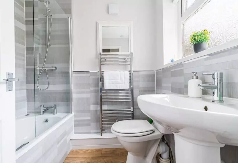 レジデンス East House   Inviting 3 Bed Stakeford