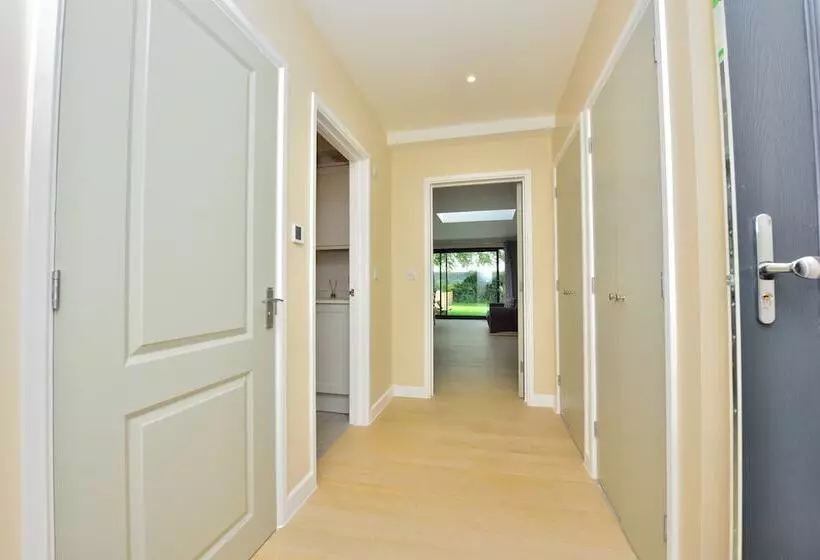 レジデンス Charming 4 Bed House In Winchester,free Parking