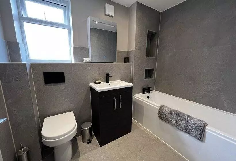 レジデンス Charming 4 Bed House In Winchester,free Parking