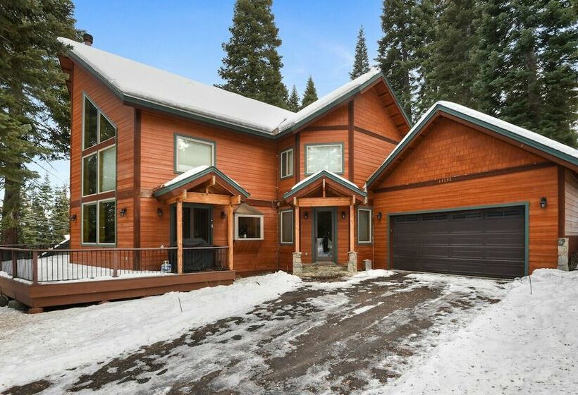 Skislope Sanctuary Close To Outdoor Activities