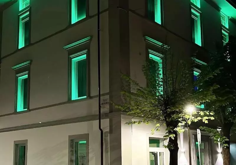 مسافرخانه Suite Dreams Montecatini