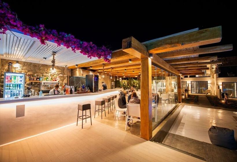 هتل Bianco A Nero Mykonos