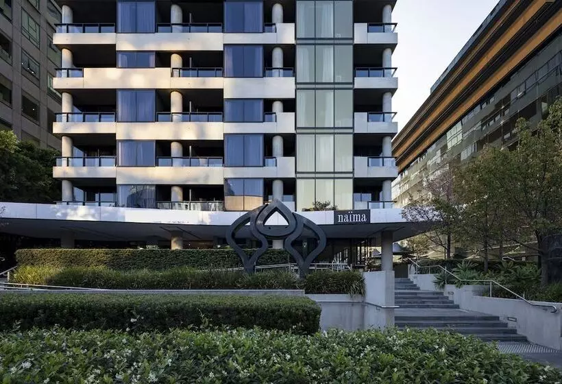 هتل Mercure Melbourne St Kilda Road