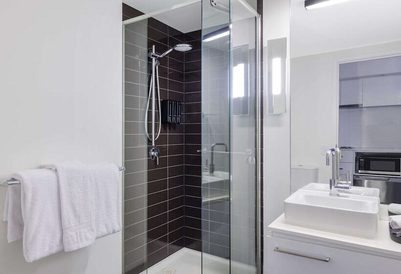 فندق Mercure Melbourne St Kilda Road