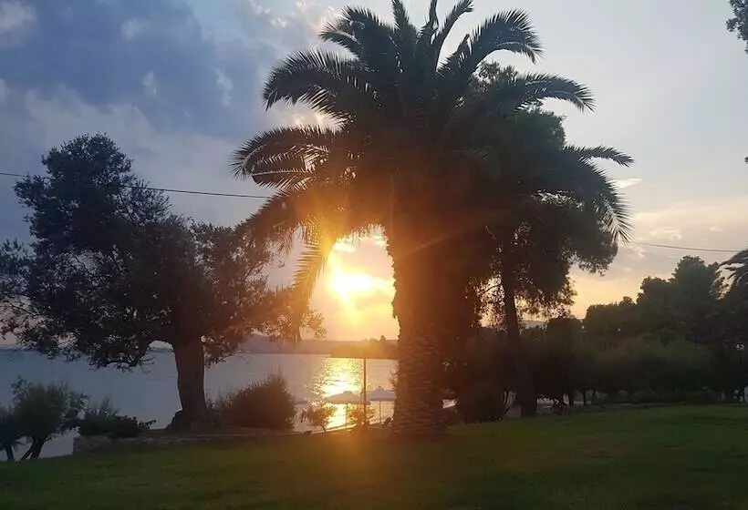 Hotelli O Paradise Beach Resort & Spa