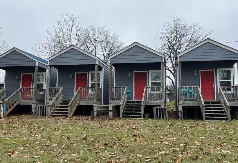 Hotelli Roy S Cabins & Campgrounds