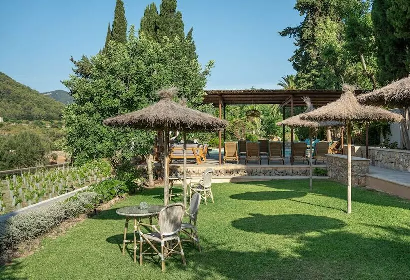 Maaseutuhotelli Rondaia Suites & Villas