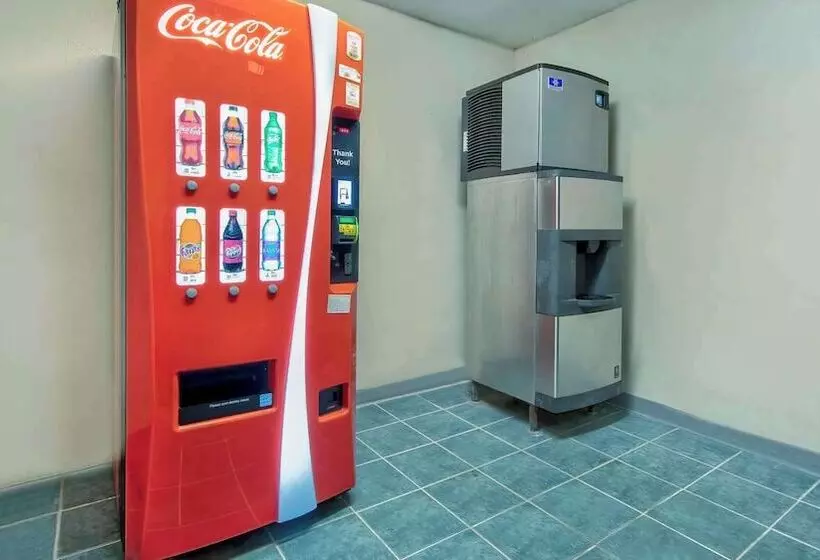 ホテル Studio 6 Texarkana Tx